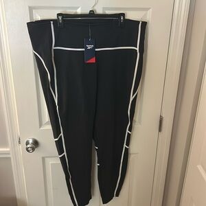 4X activewear pants